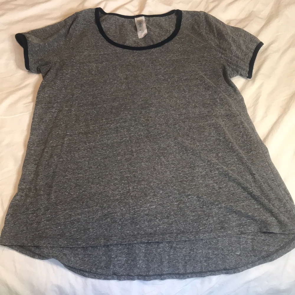 Lularoe Classic Tee